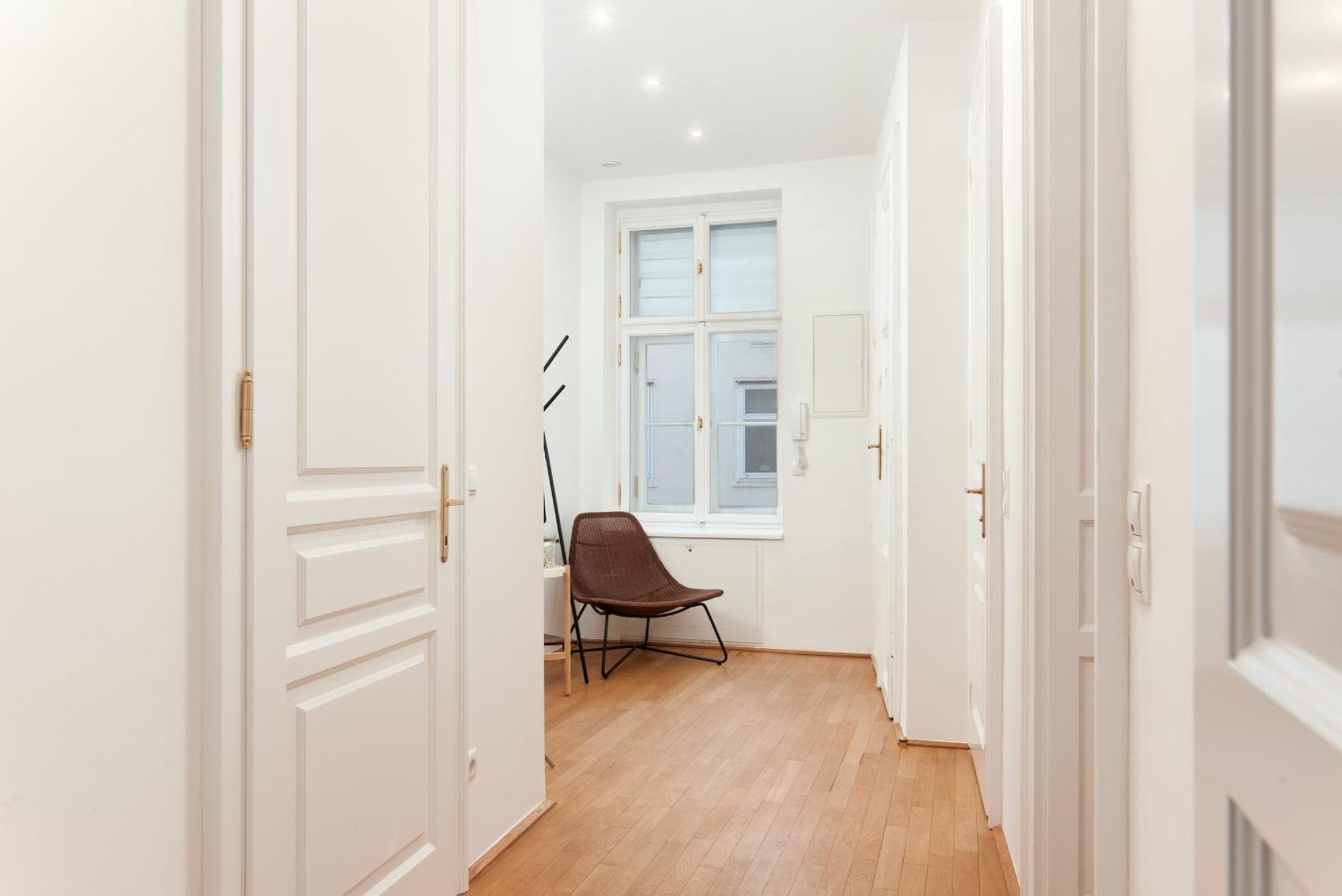 Stylish Designer Apartment At The Center Of Vienna Naschmarkt Bagian luar foto